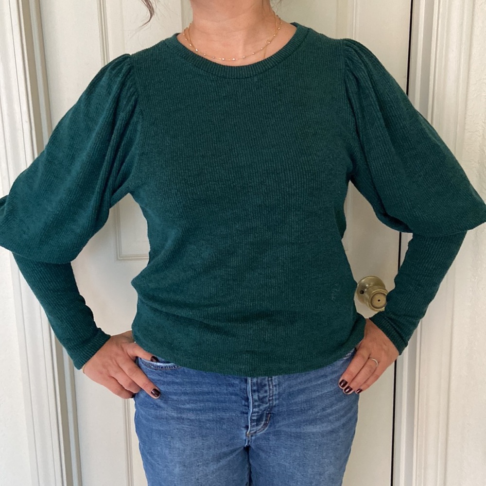 Zara green sweater size medium